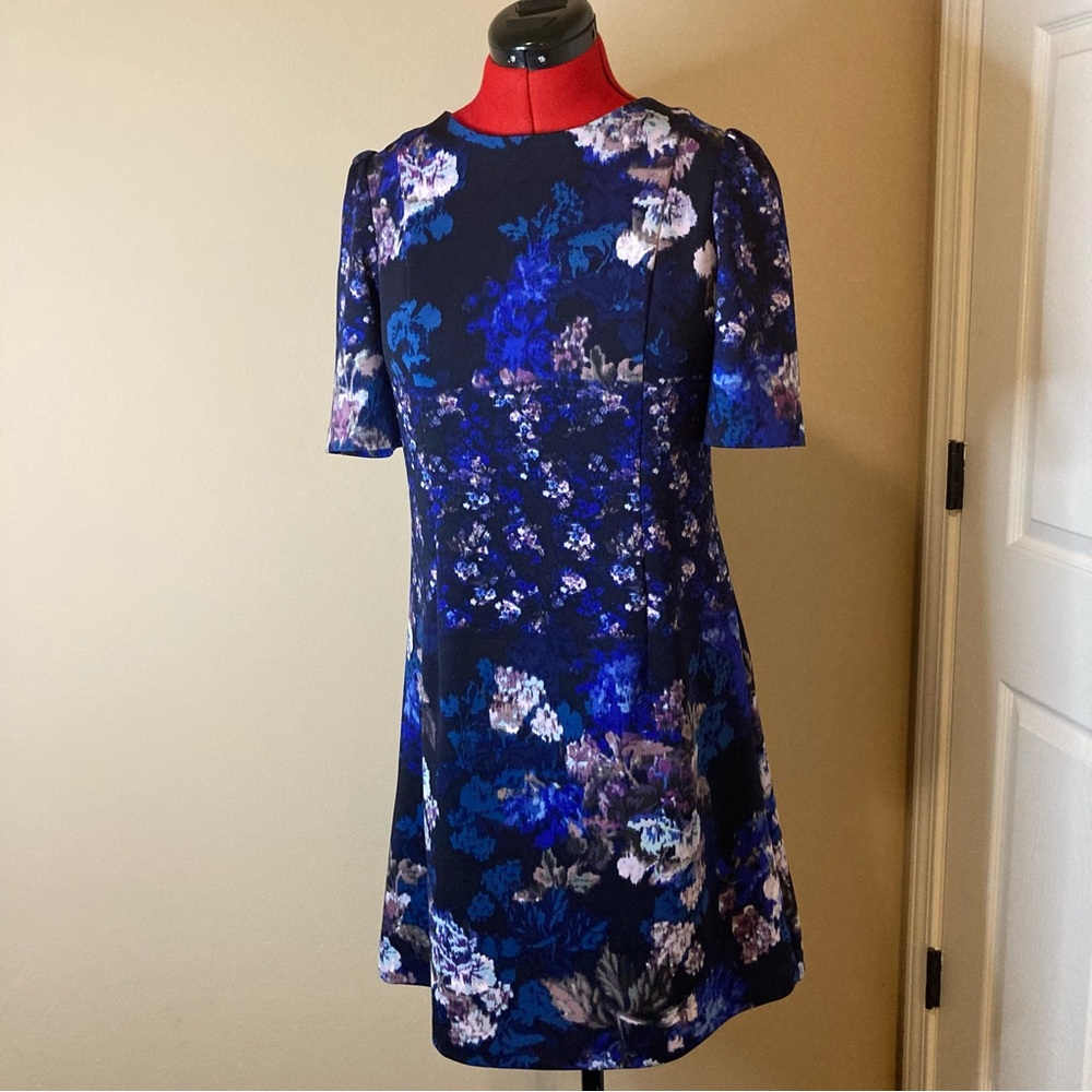 BETSEY JOHNSON Floral Sheath Dress